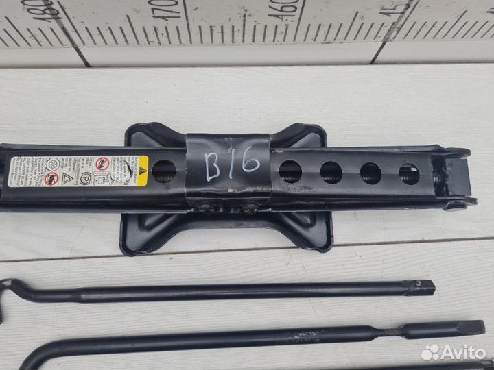 Набор инструментов Hummer H3 LLR 2007