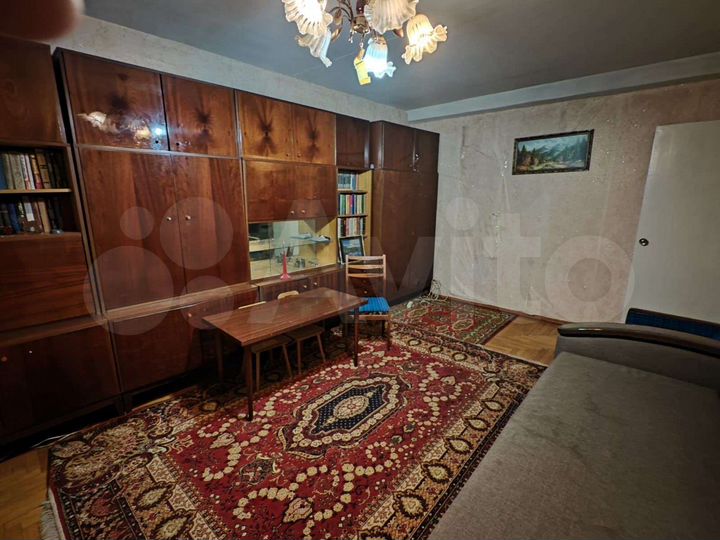 2-к. квартира, 53 м², 5/5 эт.