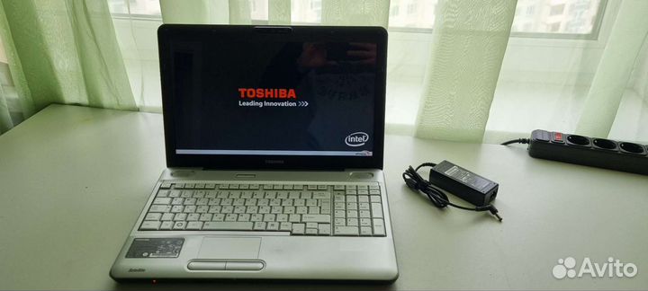 Ноутбук Toshiba 15.6
