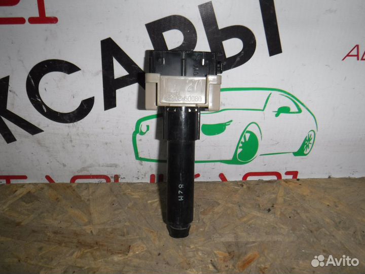 Форсунка фароомывателя правая toyota LC prado 2017