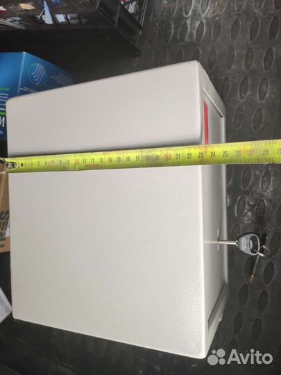 Сейф aiko 260x230x170 новый