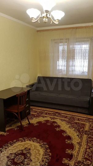 2-к. квартира, 54 м², 1/4 эт.