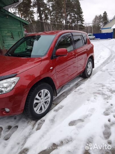 Toyota RAV4 2.0 AT, 2007, 190 000 км