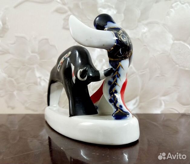 Фарфоровая статуэтка СССР