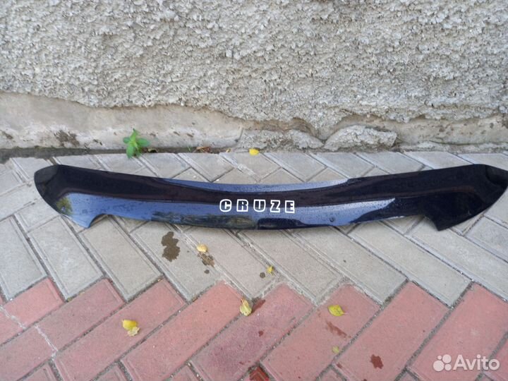 Дифлектор капота