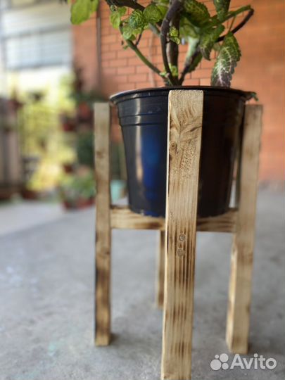 Подставка под цветы