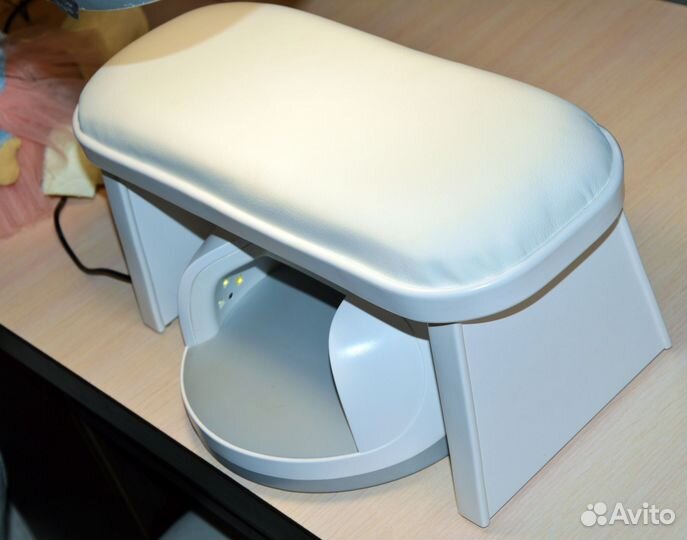 Маникюрная подставка для рук