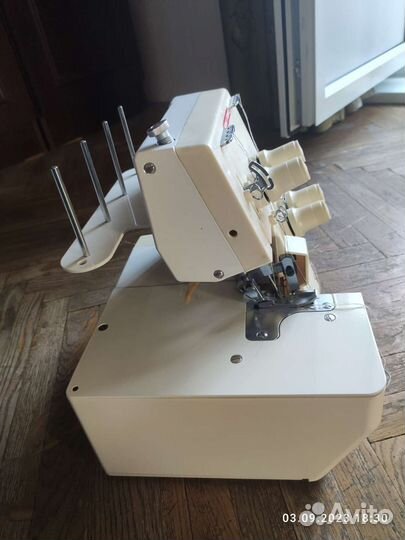 Оверлок (краеобметочный) кл. 151-4Д