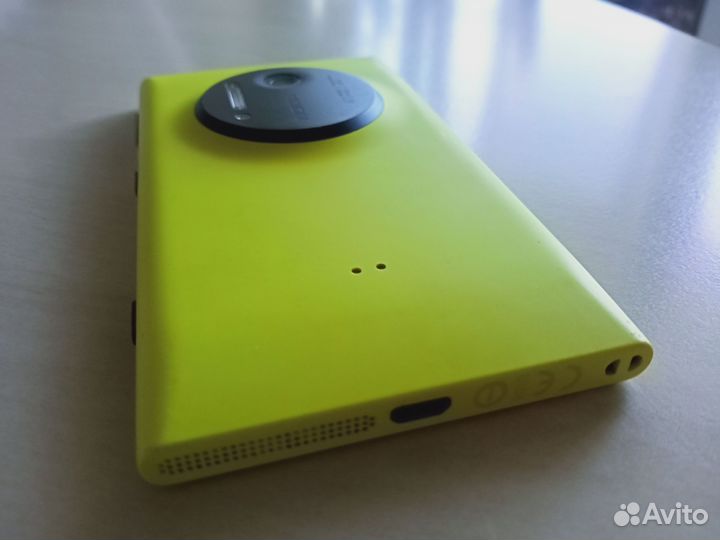 Nokia Lumia 1020, 2/32 ГБ