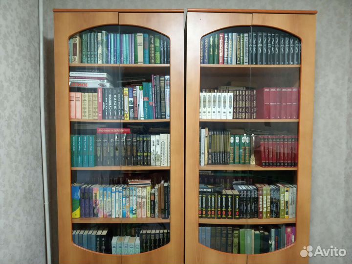 Книги исторические, художественные