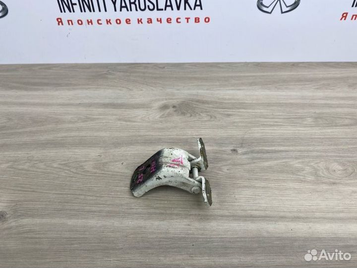 Петля двери задняя Infiniti Qx56 JA60 VK56DE 2005