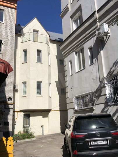 Дом 207 м² на участке 1 сот.