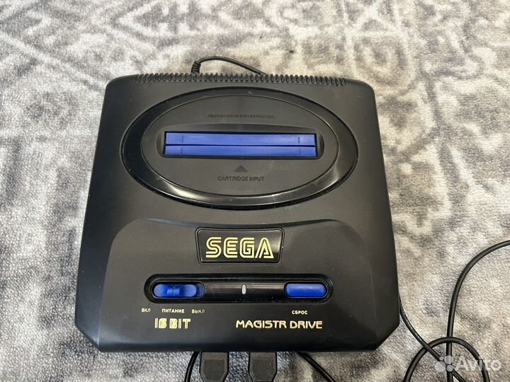 Игровая приставка sega