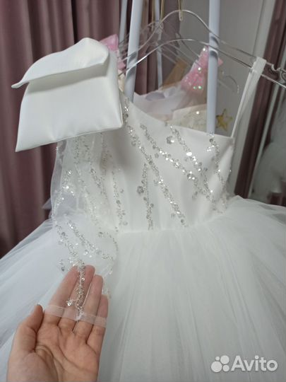 Платье нарядное