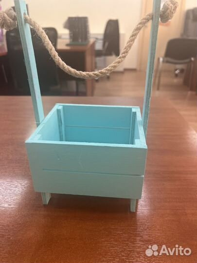 Деревянные ящики для цветов, кашпо