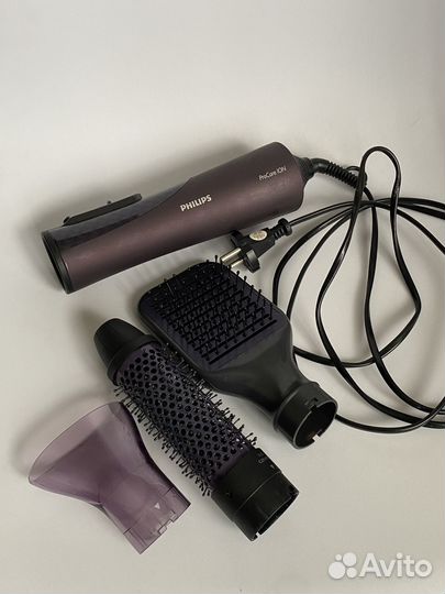 Фен-щетка Philips HP8656 ProCare
