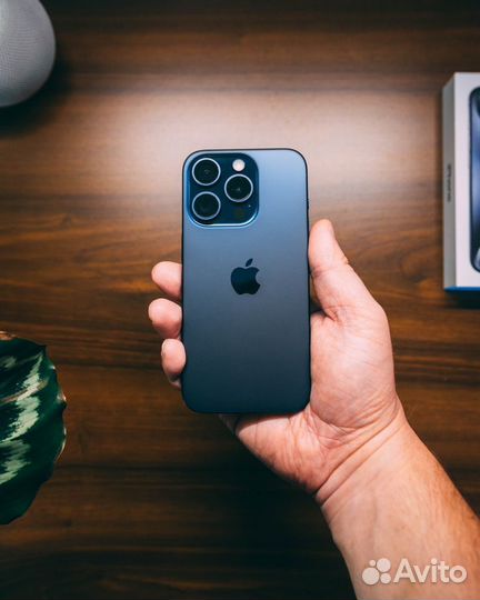 iPhone 15 Pro, 256 ГБ