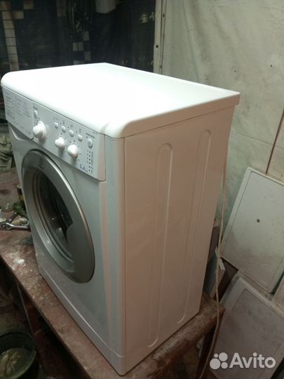 Стиральная машина indesit на 5 кг