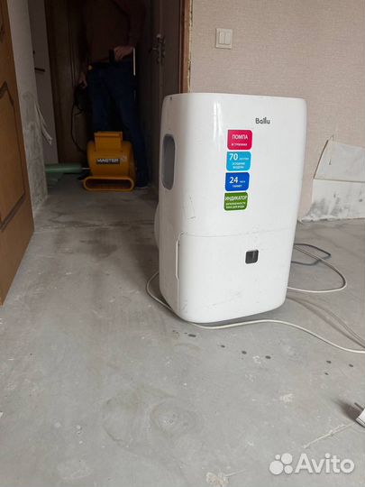 Осушитель воздуха после потопа