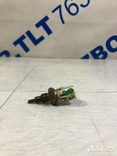 Датчик температуры peugeot 107 1.0 мт