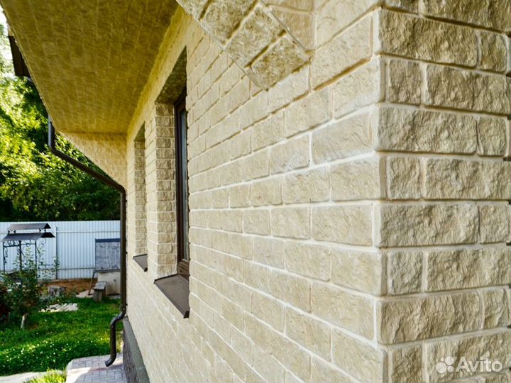 Leonardo Stone Сан-Марино 050