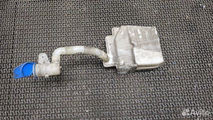 Бачок омывателя Skoda SuperB, 2011