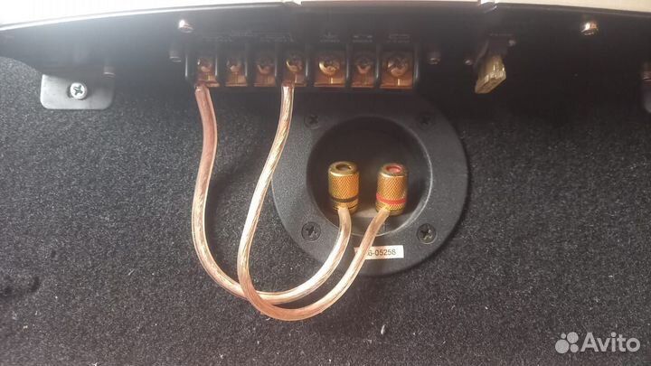 Колонки с сабвуфером JBL