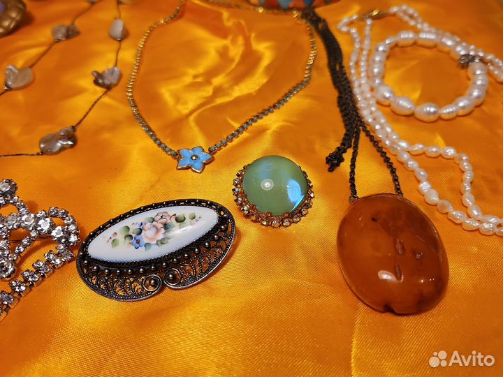 Винтажные украшения броши,серьги,бусы,натур.камни