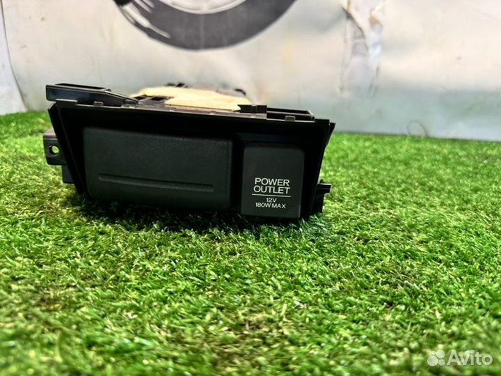 Подстаканник Honda Stepwgn RP3 L15B 2015