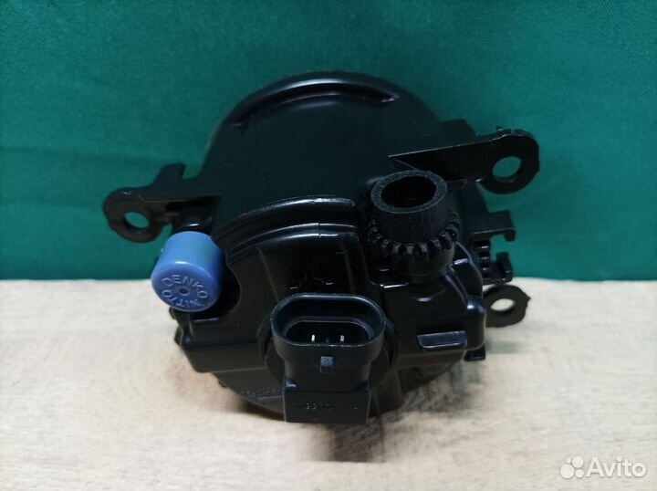 Фара птф Mitsubishi Outlander 2 хл 2007-2012