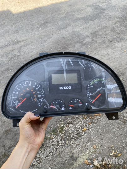 Приборная панель iveco 504158813