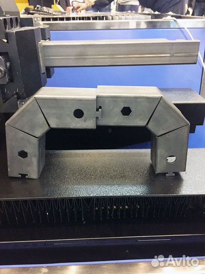 Лазерная резка трубы (профильная и круглая)