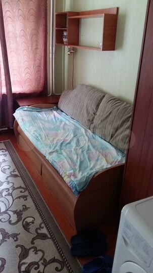 Комната 12,8 м² в 4-к., 1/4 эт.