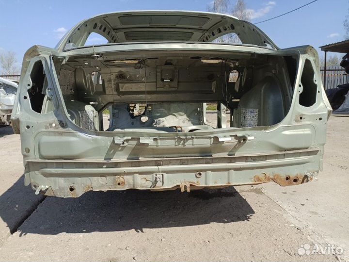 Задняя панель кузова Renault Symbol седан 1.4