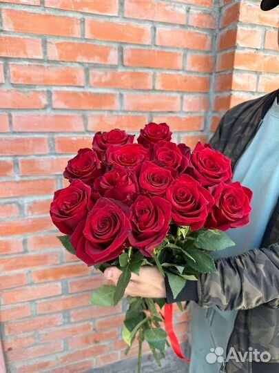 Букеты от 15 роз. Свежие розы от теплицы