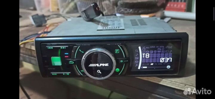 Автомагнитола Alpine ida-x311