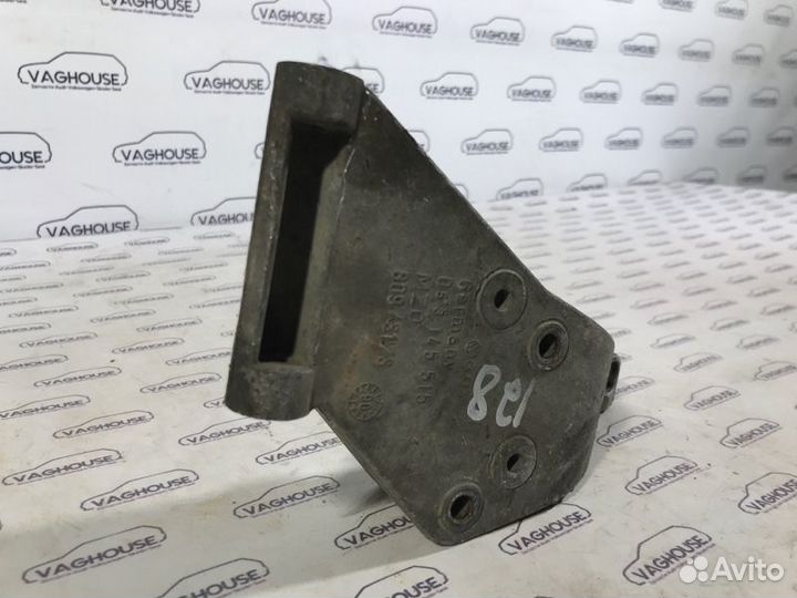 Кронштейн гидроусилителя Volkswagen Passat B3 2.0