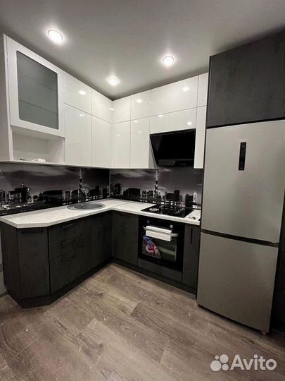 Кухня гарнитур новая