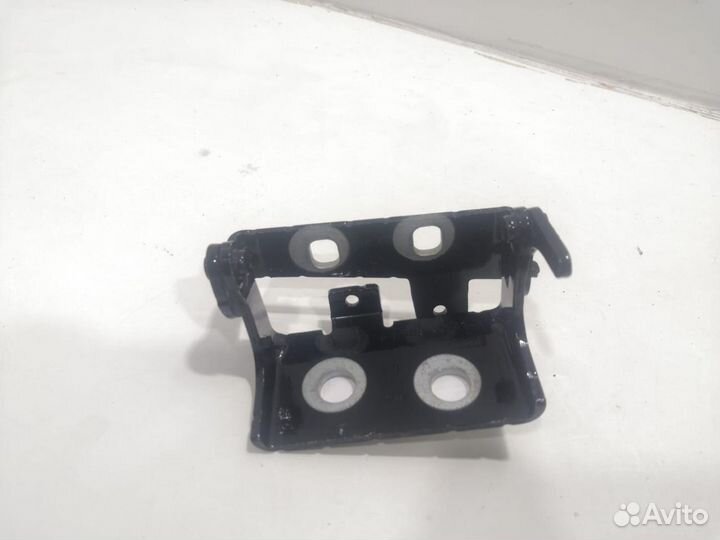 Петля крышки багажника левая Jaguar E-Pace 2020