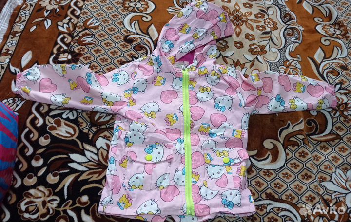 Ветровка для девочки