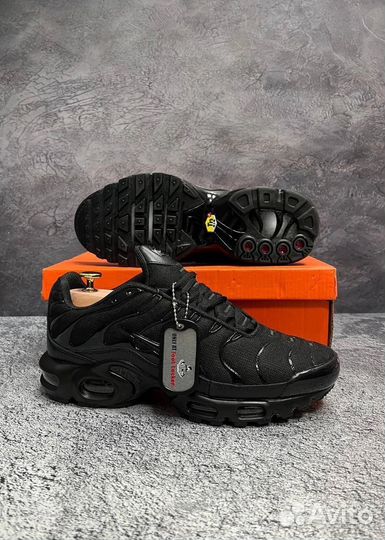 Кроссовки мужские nike air max tn plus