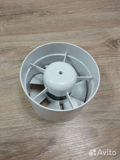 Канальный вентилятор осевой б/у