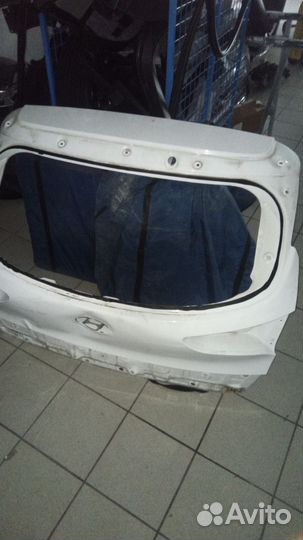 Крышка багажника Hyundai Tucson 3