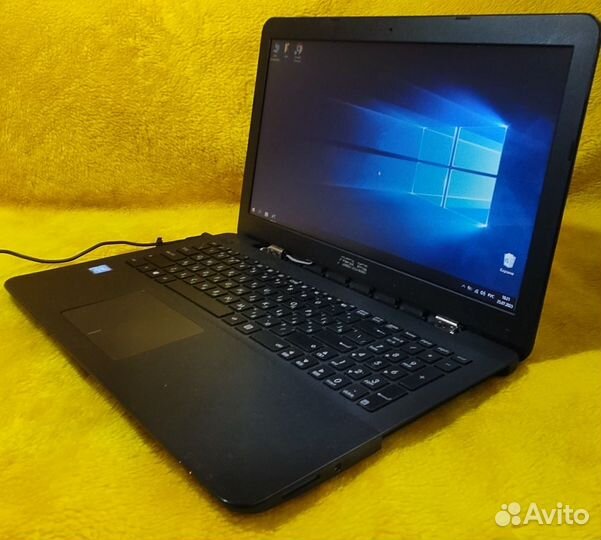 Ноутбук asus 4 ядра 8Gb SSD+HDD GeForce 920M