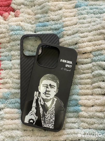 Чехол на iPhone