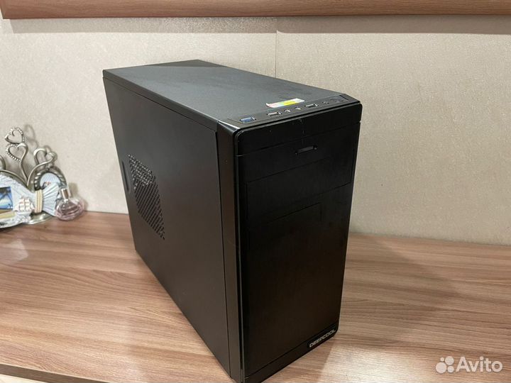 Ryzen3-2200G/Gigabyte GA-А320M/озу-2x4GB/SSD+HDD