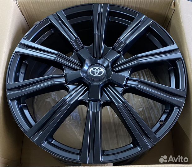 Новые диски R21 Toyota LC200