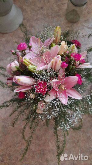 Розы,лилии букеты