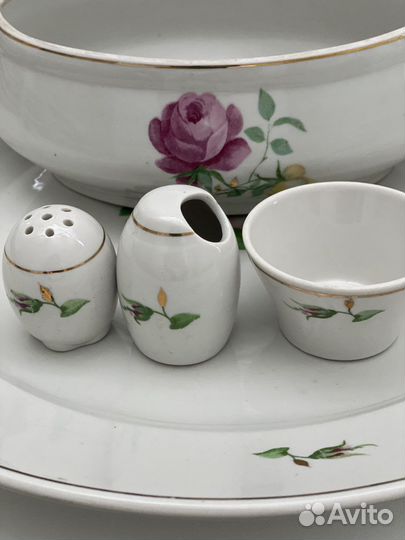 Столовый сервиз Розы. Дулево
