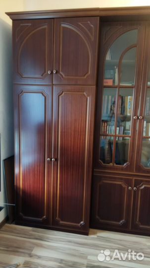 Стенка в гостиную